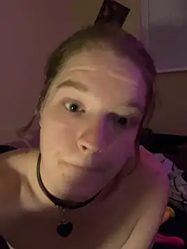 Freakydeafgirl webcam stripchat model stream image