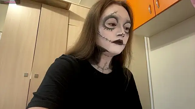 ShereeRepetowski live cam on StripChat