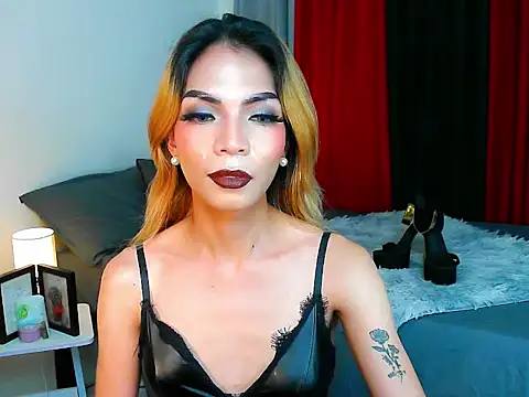 CelestinaMarquez0427 live cam on StripChat