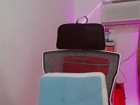 Quenn_Sam