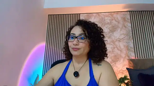 JuliRamirez webcam