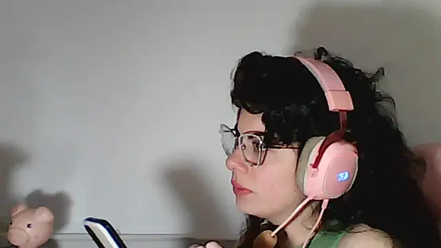 Owly_bloom live sex cam