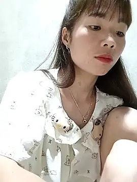 AmyLinee01 live cam on StripChat