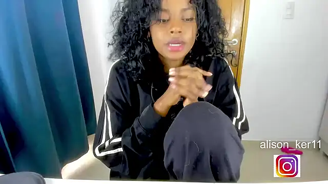 alison-ker3 live cam on StripChat