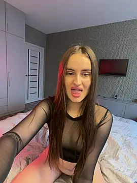 Lizzie_Castillo