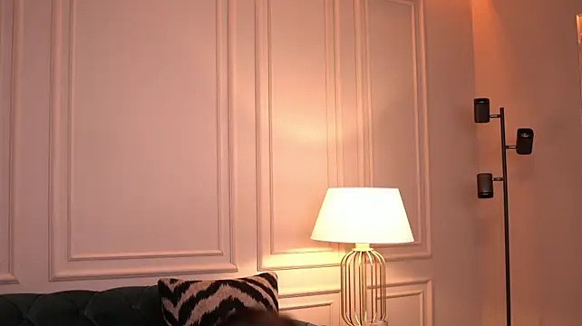 IvyVeil live cam on StripChat