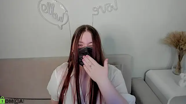 Alice_Steellee