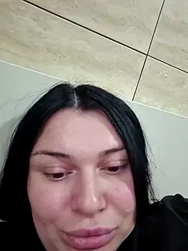 6Alicee69