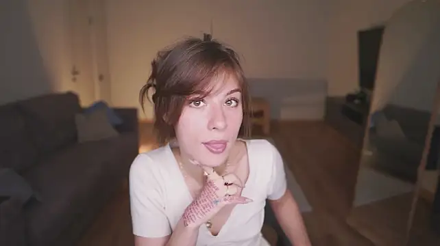 ElanNand live sex cam