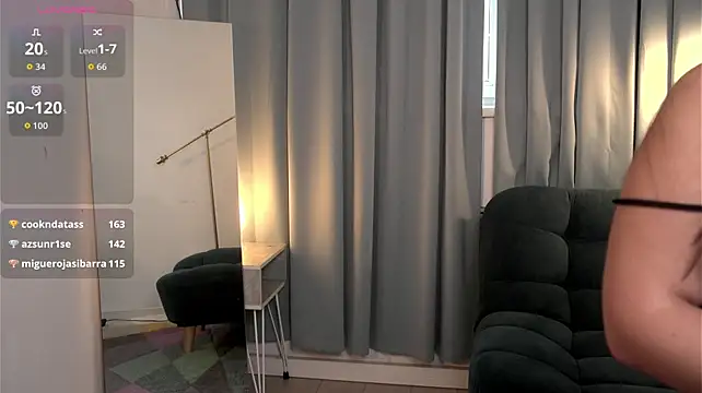 Naomi_Vibe_