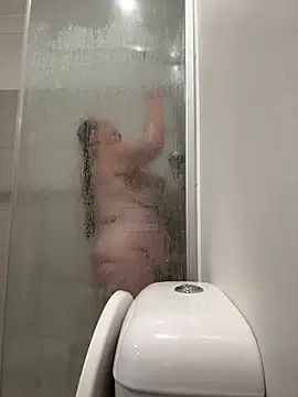 carinabro10 live sex cam