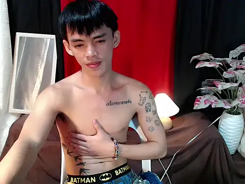 urhunky_boy live sex cam