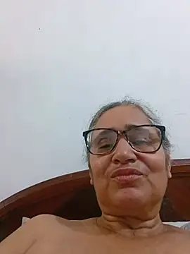 _candi live cam preview