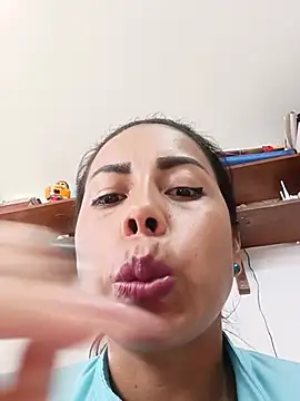 _andrea30