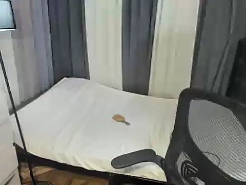 XTsUncutMargauxX