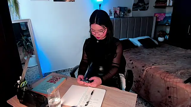 Mila_shay_