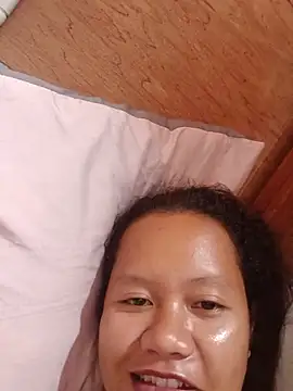 yNa_xoxoLuv live cam preview