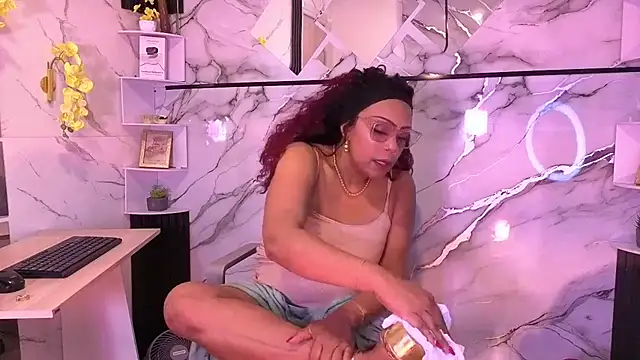 AmberNix webcam