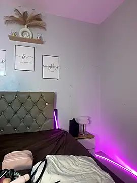 StarLovee live cam on StripChat