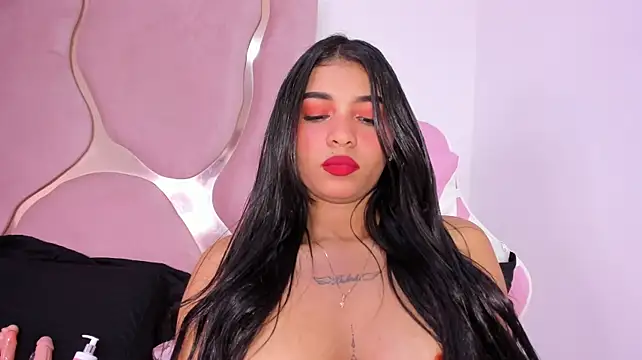 honeyhtx webcam stripchat model stream image