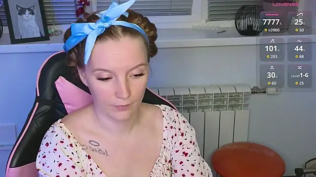 Mary_Blu live cam on StripChat