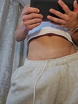 TOMBOYSEXX live cam on StripChat
