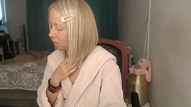 LuxuryNika
