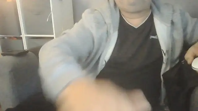 Naturistmale45 live cam on StripChat