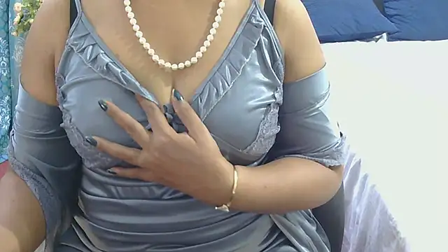 Mallu_Manisha
