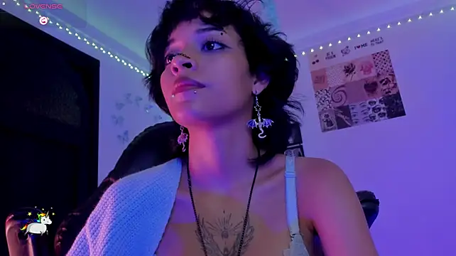 Anny_Kiitty webcam