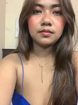 YaraSmith webcam stripchat model stream image
