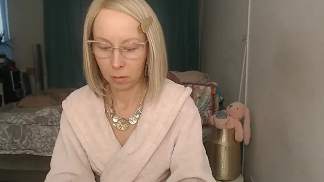 LuxuryNika
