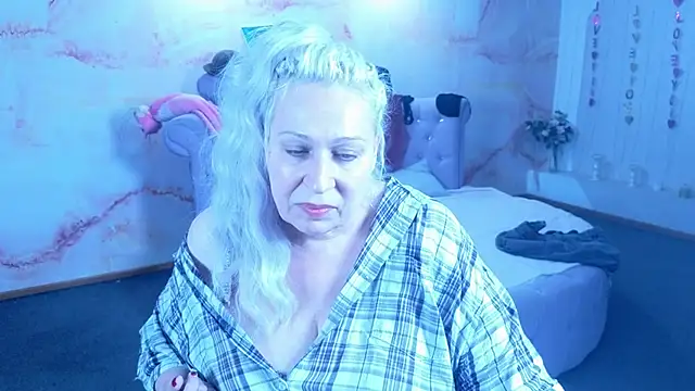 Penelope_Pinky live cam preview