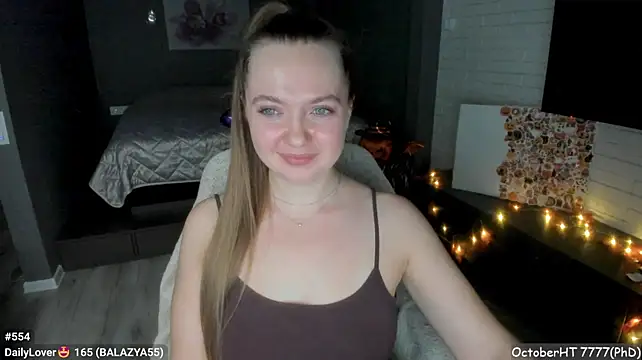 LizaGost live cam on StripChat