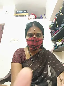 Tamil_Yalini12 live cam on StripChat