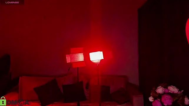 LaslyAngel live cam on StripChat