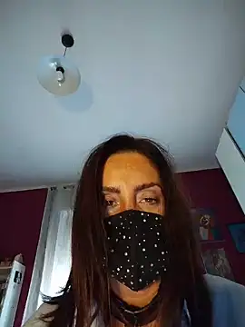 Akemi_rossi live cam preview