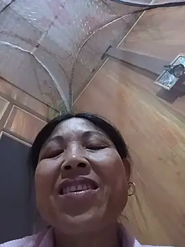Lalaly_8x live cam preview