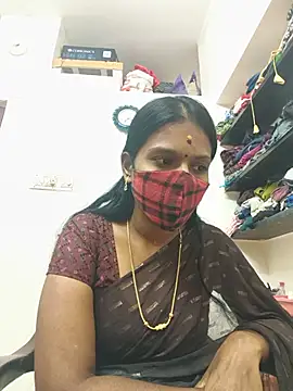 Tamil_Yalini12 live cam on StripChat