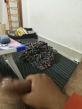 HotDesiboy122
