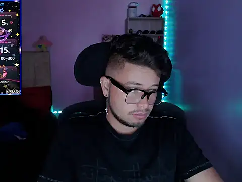JOHANLEON1 live cam on StripChat