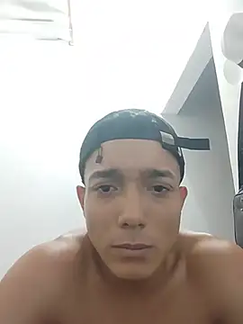 tayson_ live cam on StripChat