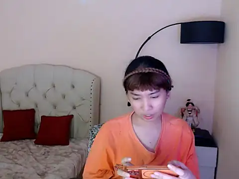 ShantalFoxxy_ live cam on StripChat