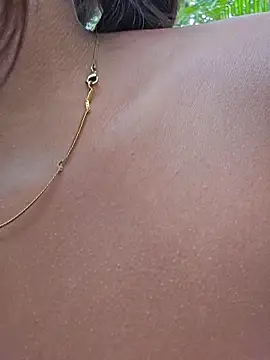 Pretty_karol live sex cam