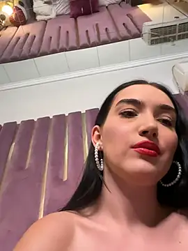 AliceSchuster live cam on StripChat