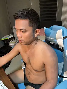 Sensualcharlie live cam on StripChat