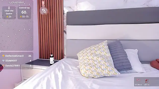 MEGANZARICK1 live cam room