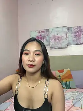 DiaraXiao live cam on StripChat
