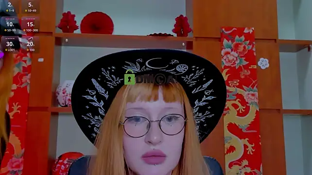 olivia_fiery live cam on StripChat