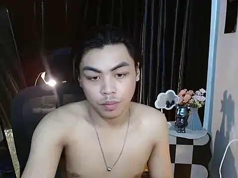 UrKawasaki live cam on StripChat